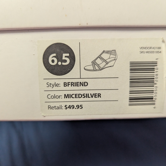 Dazzling Silver Women's Heels - Picture 6 of 6